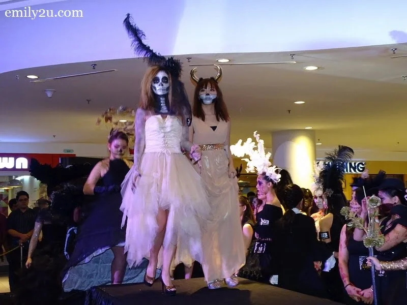 1. Chan Yi Ling with Nightmare Skeleton