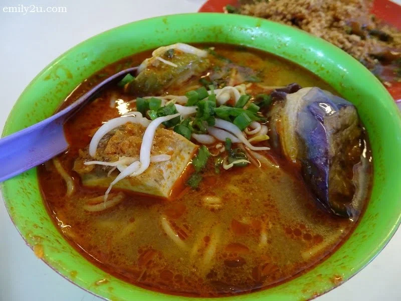 1. curry noodles
