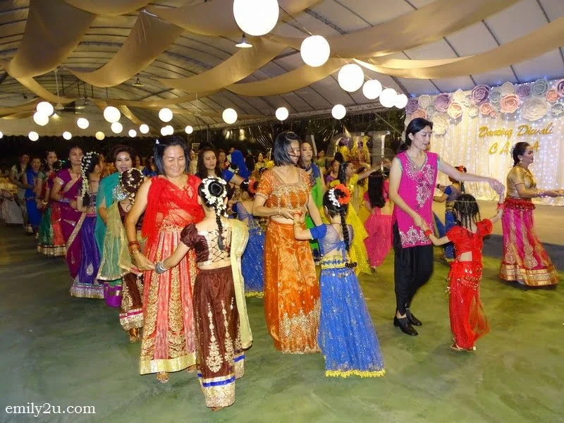 14. family dance