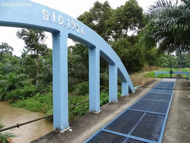 4. Sungai Atas Sungai was built by the Department of Irrigation and Drainage in 1936