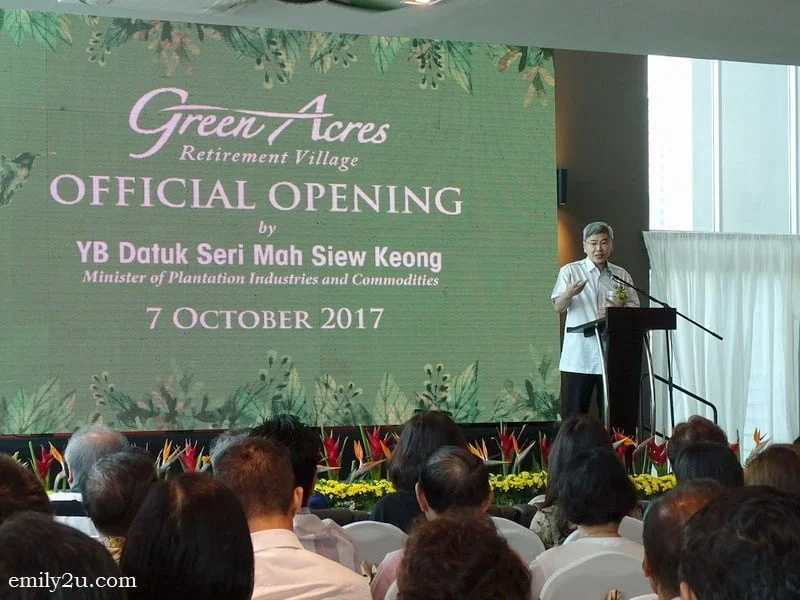 4. speech by guest-of-honour, Y.B. Datuk Seri Mah Siew Keong (Minister of Plantation, Industries and Commodities)