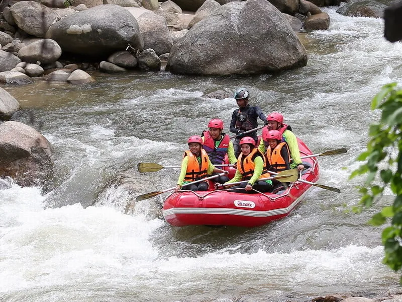 4. white water rafting in Sungai Kampar, Gopeng