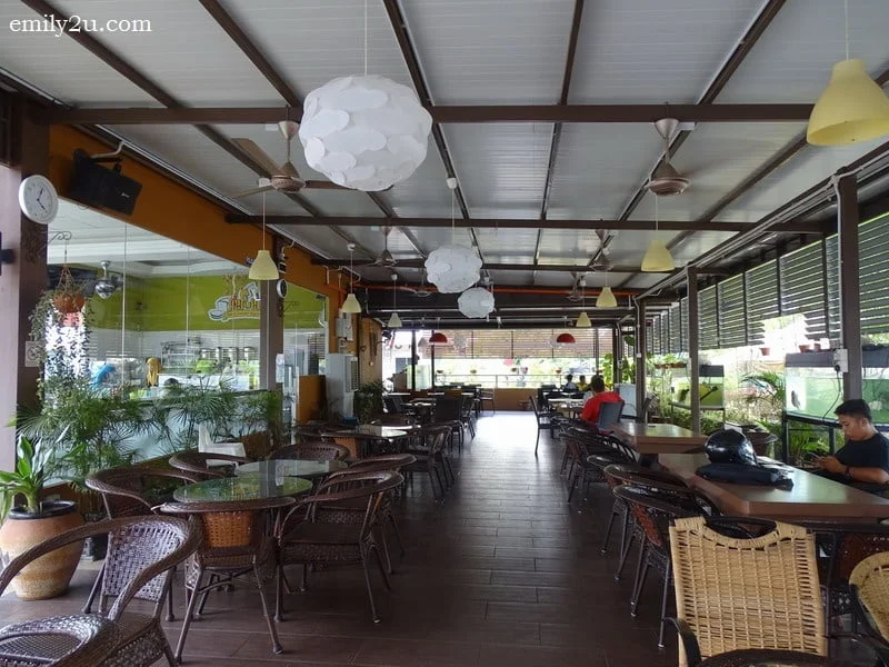 comfortable lepak section