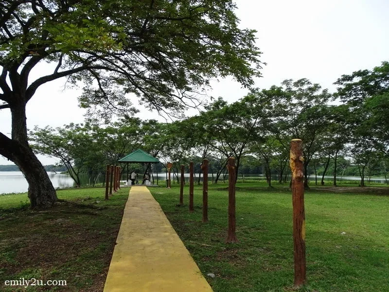 6. a close up photo of the gazebo was not taken as a family was there