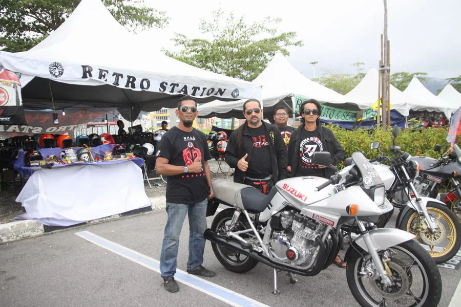 11. bike owners and fans