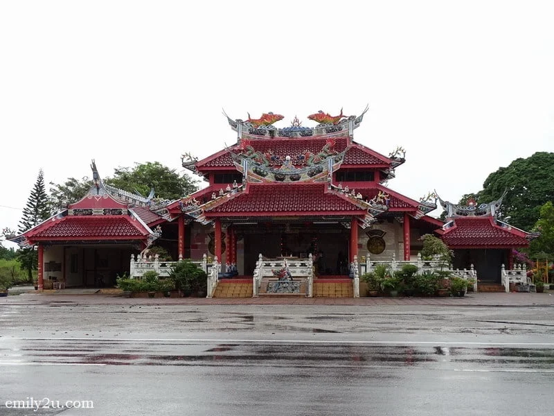 2. Kampung Baru Coldstream Chinese temple