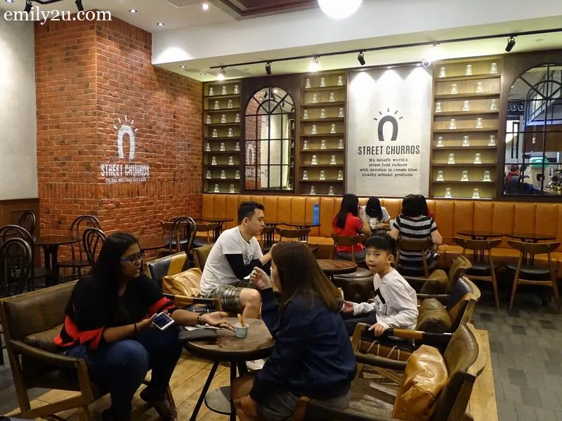 2. cosy ambience