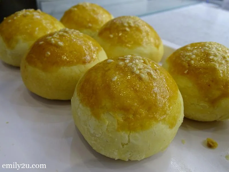 24. salted egg siew pow