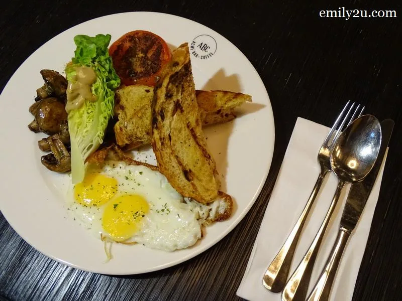 6. ACME Breakfast Club with choice of fried egg, chicken sausage, sauteed mushroom, grilled tomato