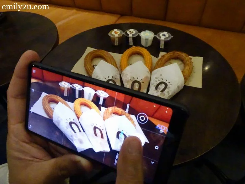 7. photographing churros