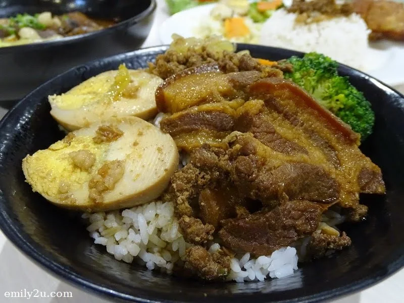 8. Bean Paste Spare Ribs Rice