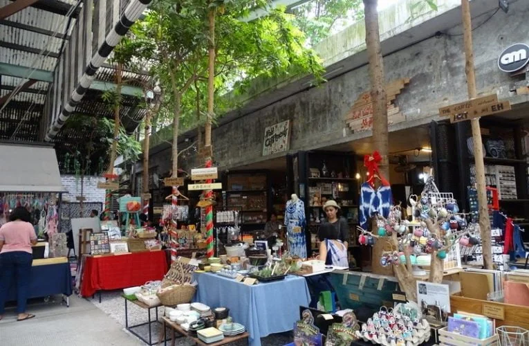 Kong Heng Square Artisan Market, Ipoh Old Town