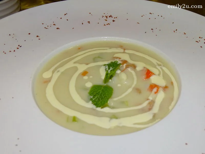 3. soup - New Zealand Seafood Chowder