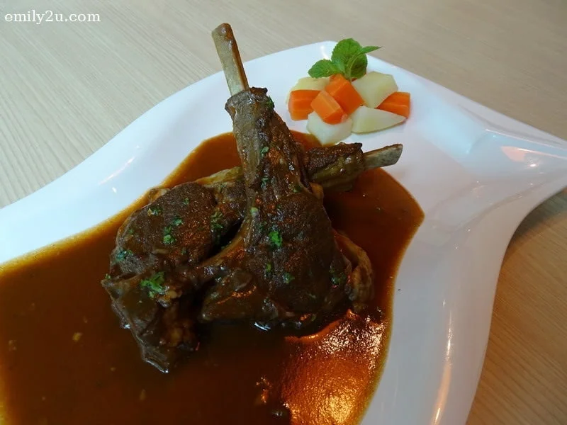 9. Lamb Rack