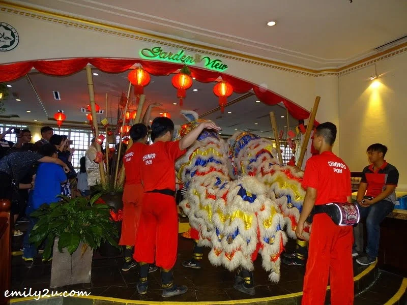 4. the lions get ready to enter Garden View Coffee House