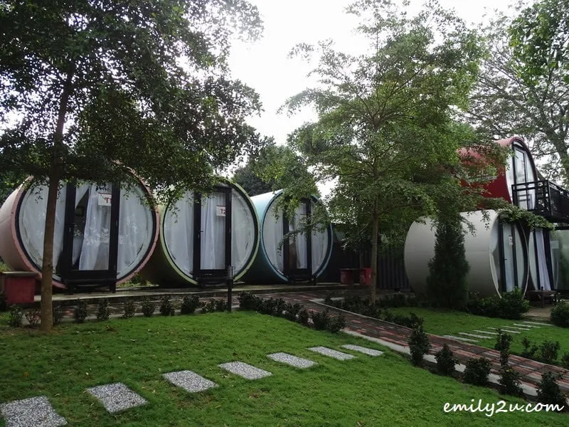 4. cube-style rooms