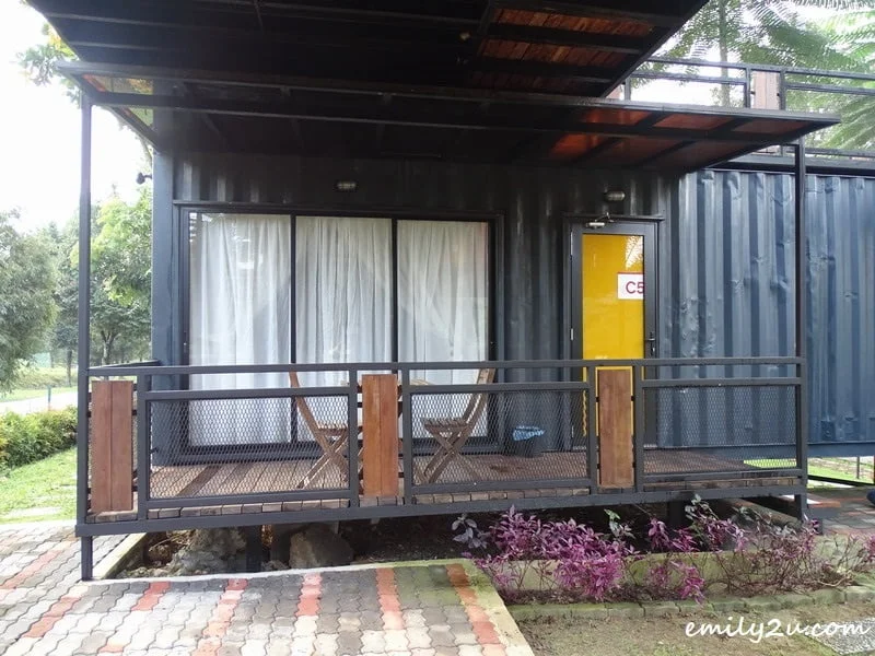 6. verandah