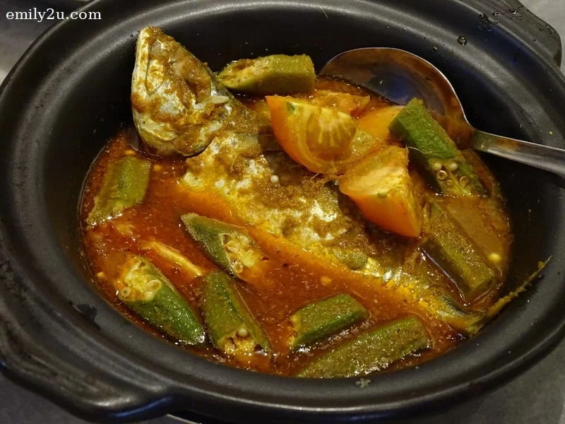 7. claypot assam kembong (fish)
