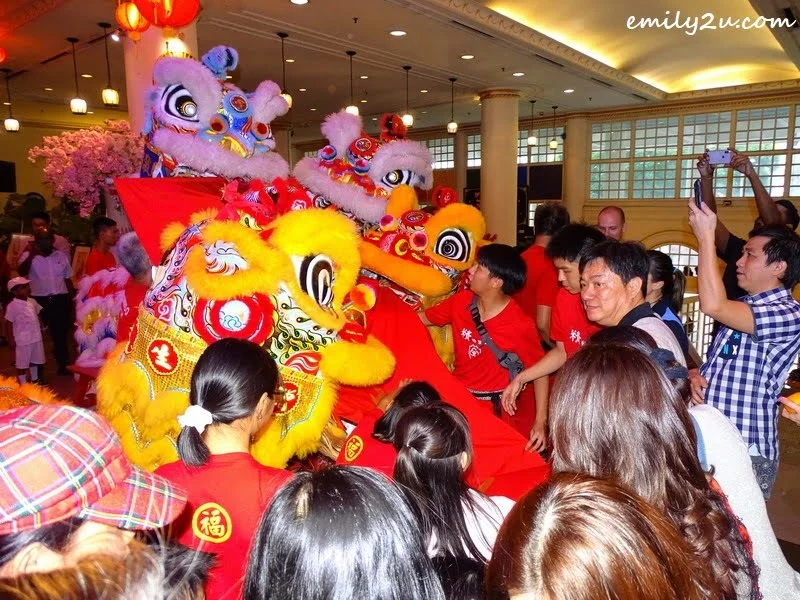 9. good wishes from the lions to the hotel