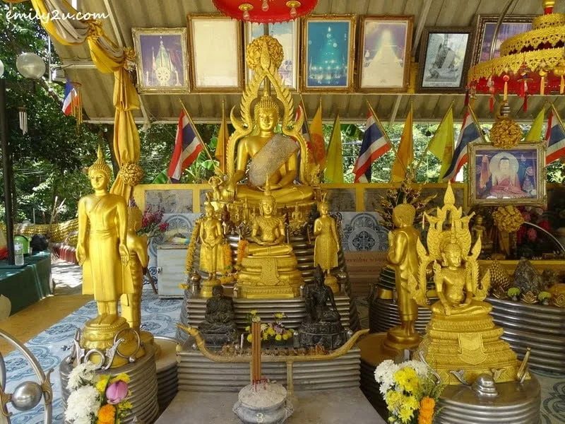  10. altar