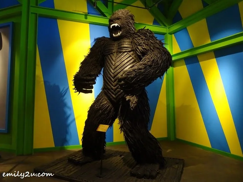 2. Gorilla