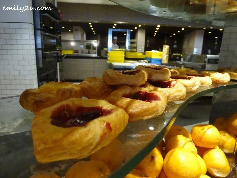 7. pastry