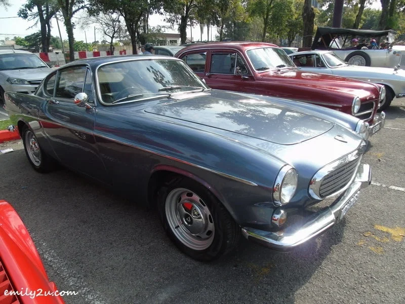  7. Volvo P1800