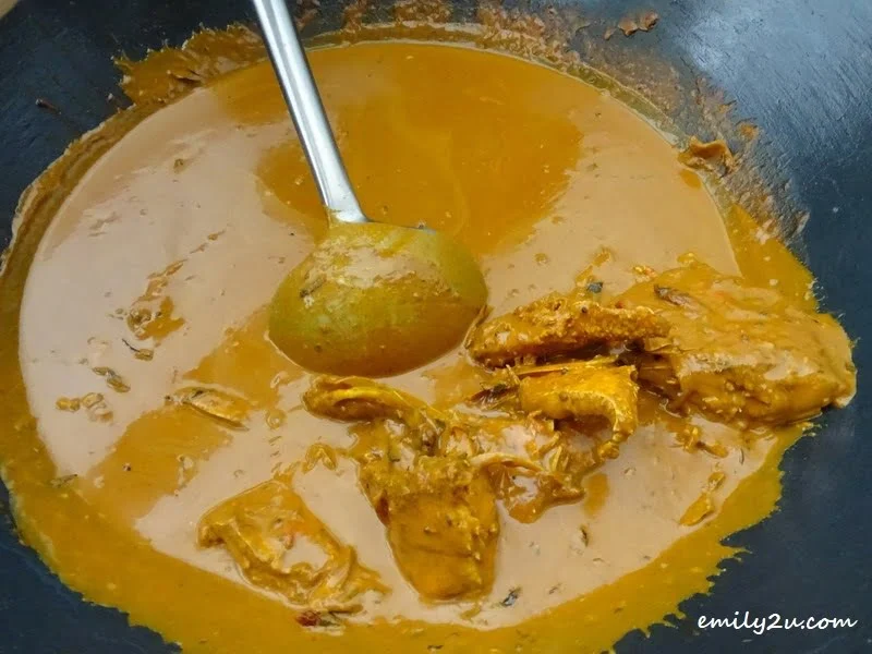 2. Mamak-style Kari Kepala Ikan