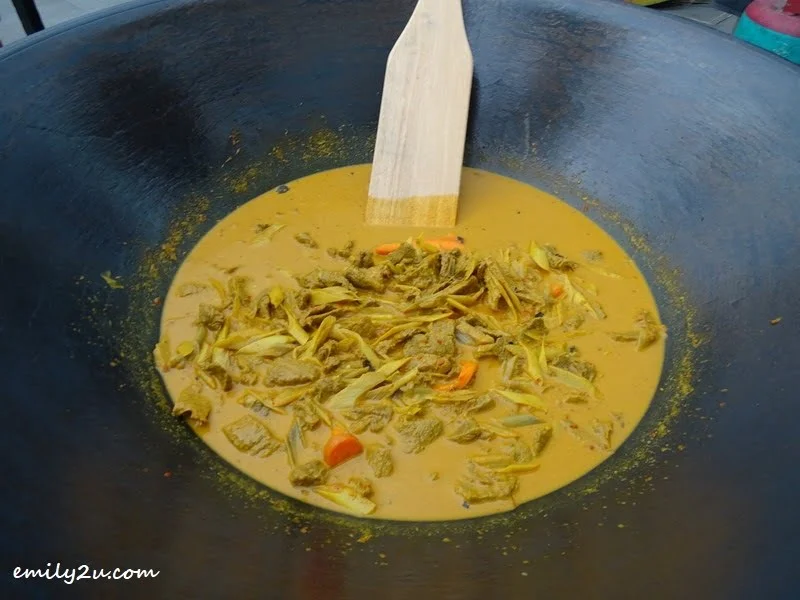  3. Gulai Daging Batang Pinang