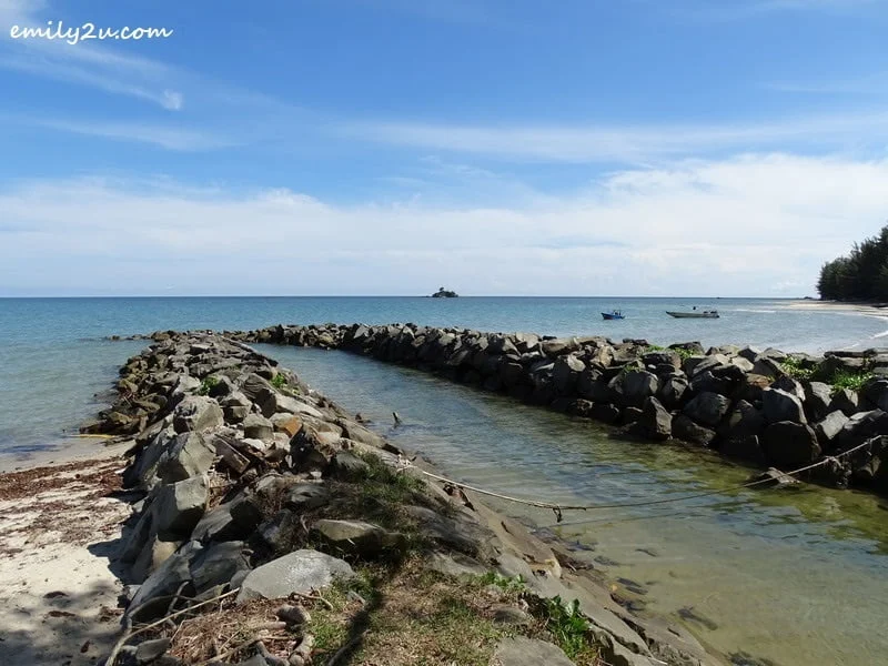 1. looking out to Pulau Layang-Layangan