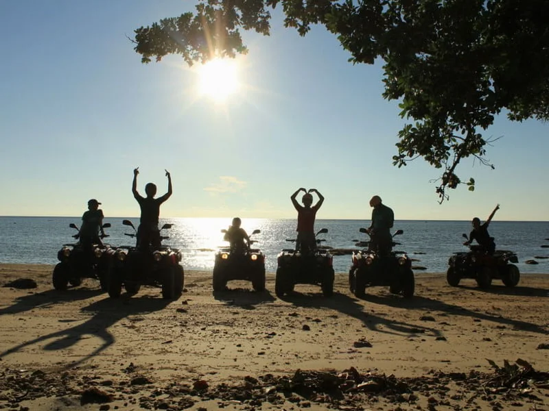10. posing by the beach