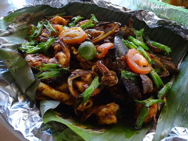  7. BBQ Sambal Seafood