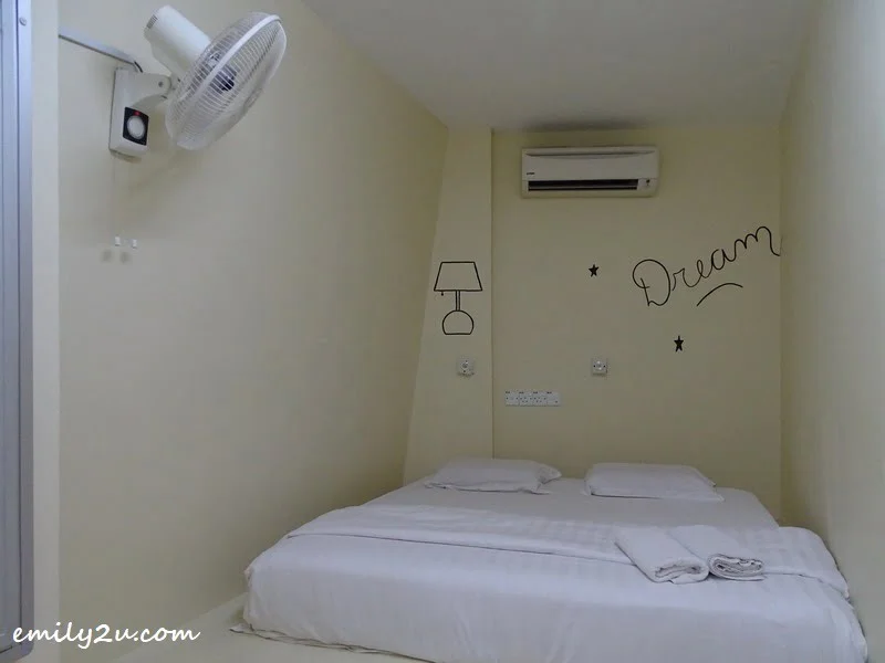 15. guestroom