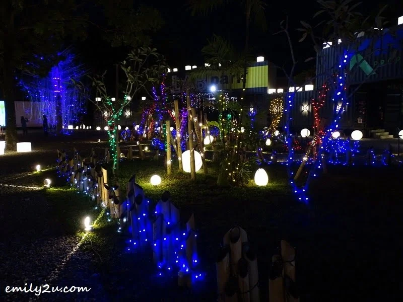 4. Malay kampung setting