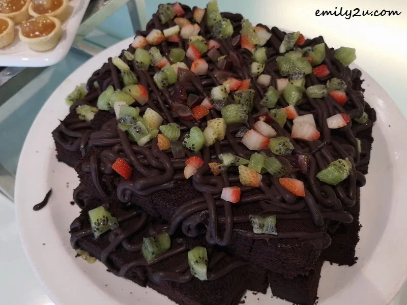 15. Chocolate Moist Cake