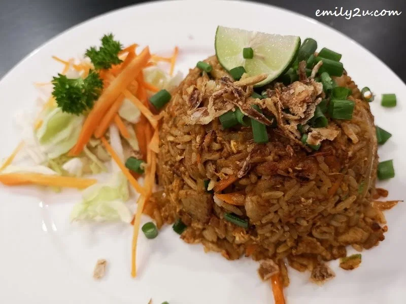 16. Kao Pad TomYam (Tomyam Fried Rice)