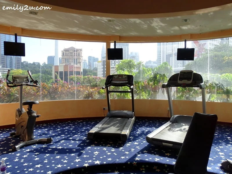  15. gym room