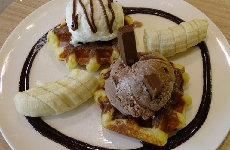Sinful Desserts @ Madame Waffle