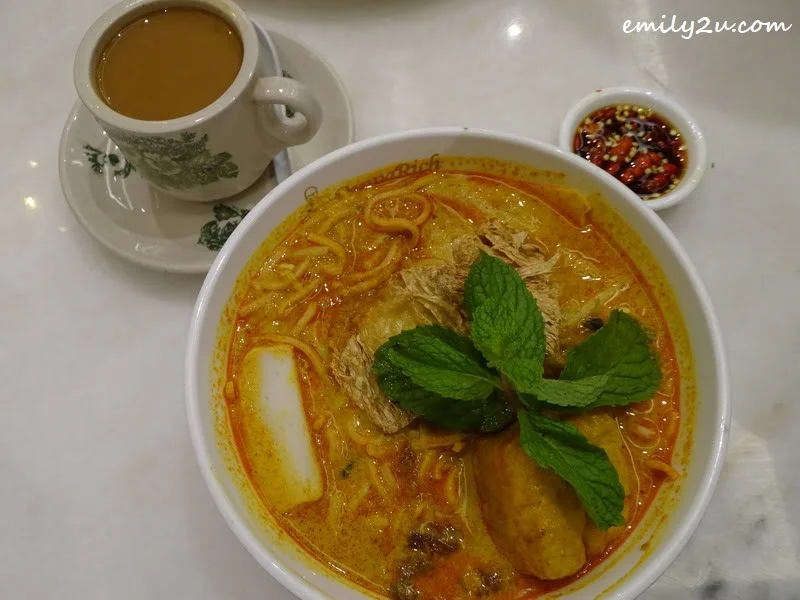 4. Curry Laksa Special with white coffee