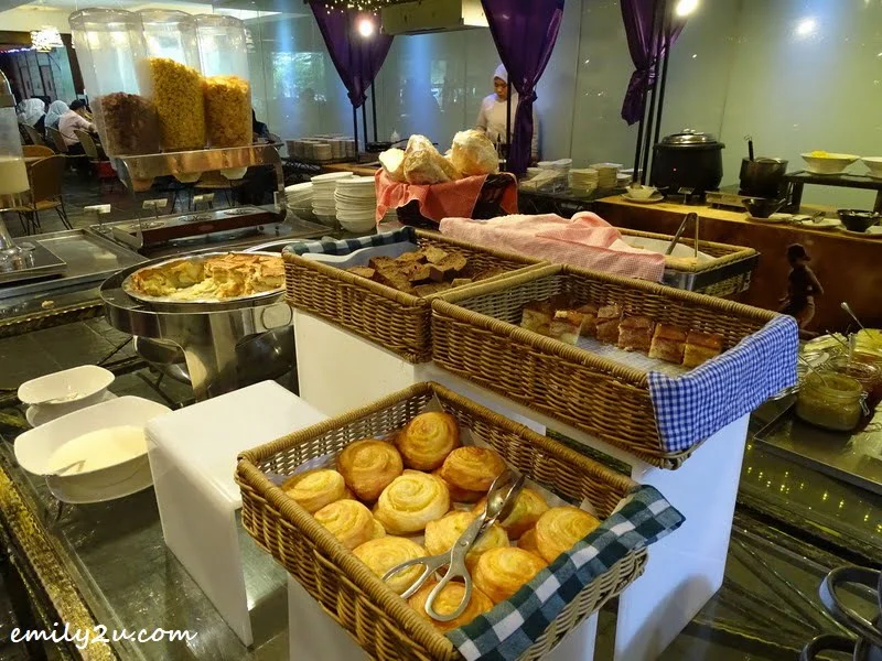 5. bread counter during breakfast at Saffron Brasserie