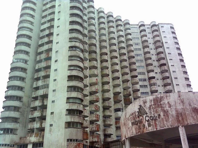 Amber Court (photo credit: Libur)