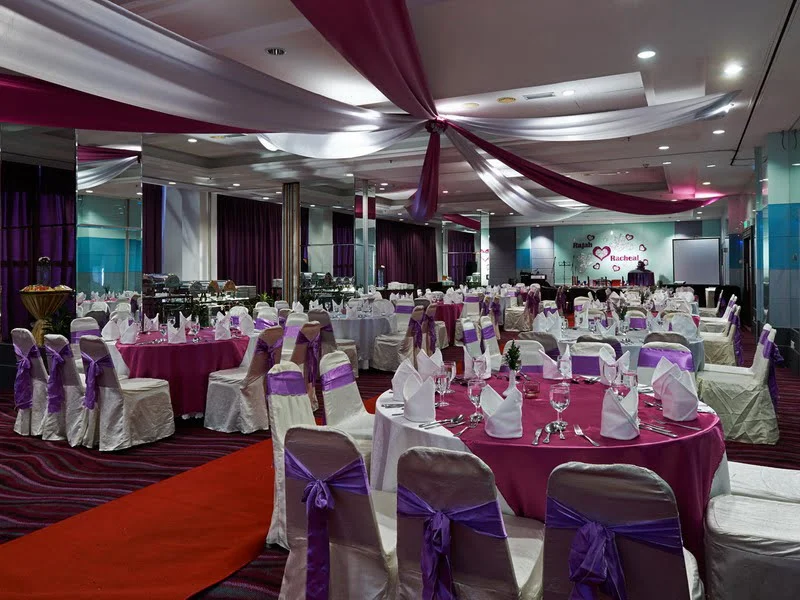 18. ballroom