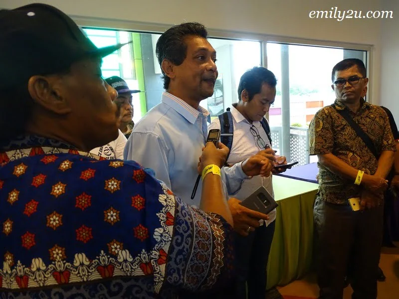 13. briefing by MAPS official (in blue)