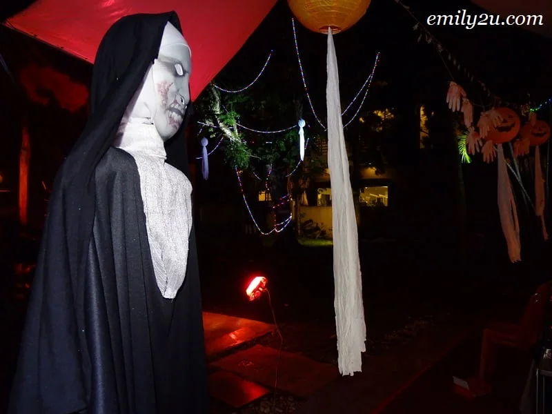 8. decoration