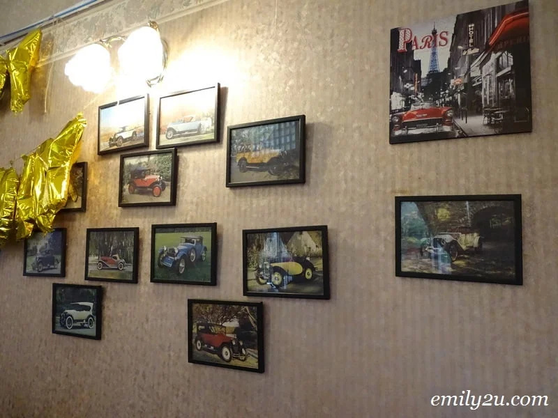 19. wall decoration