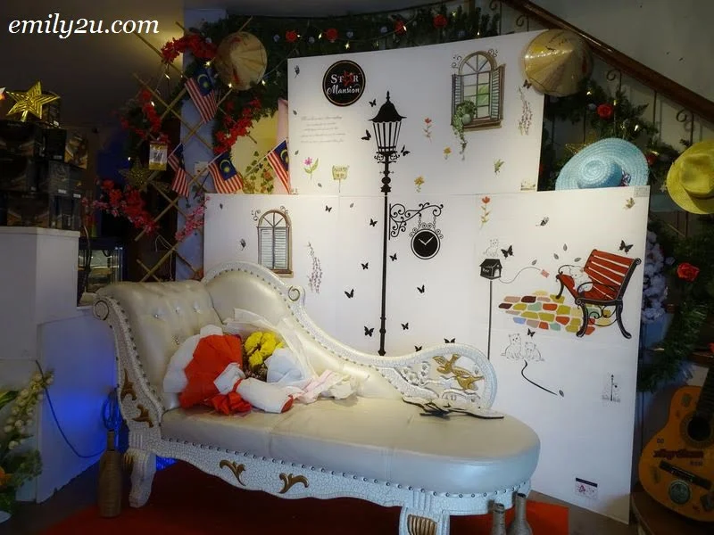 3. Instagrammable photography corner