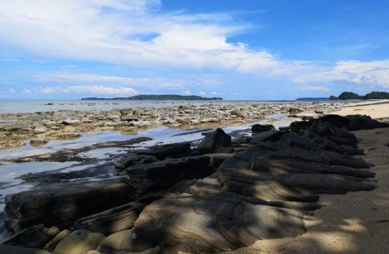 The Hidden Treasure of Pulau Rusukan Besar, W.P. Labuan