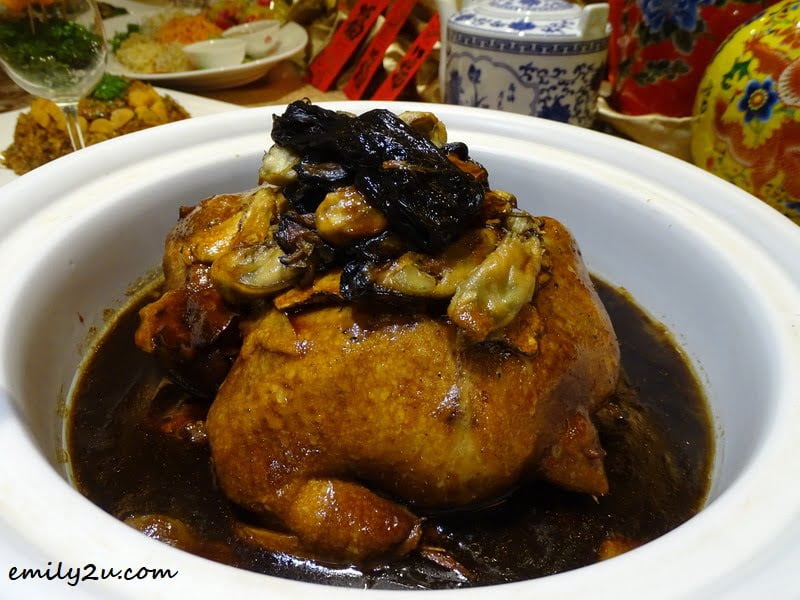 3 Signature Chicken with Chinese Herbs Dried Oysters and Fatt Choy