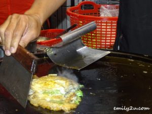 13 fried oyster omelette