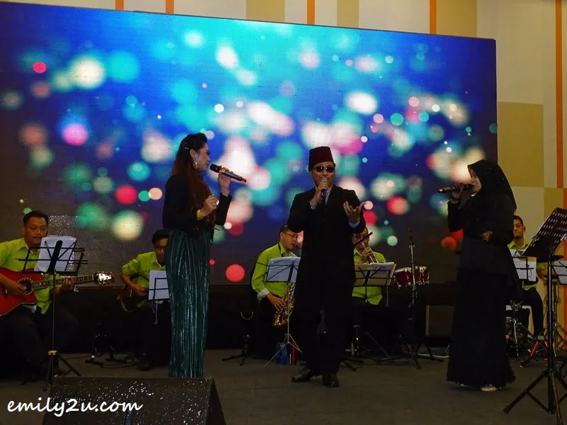  8. more P. Ramlee and Saloma music